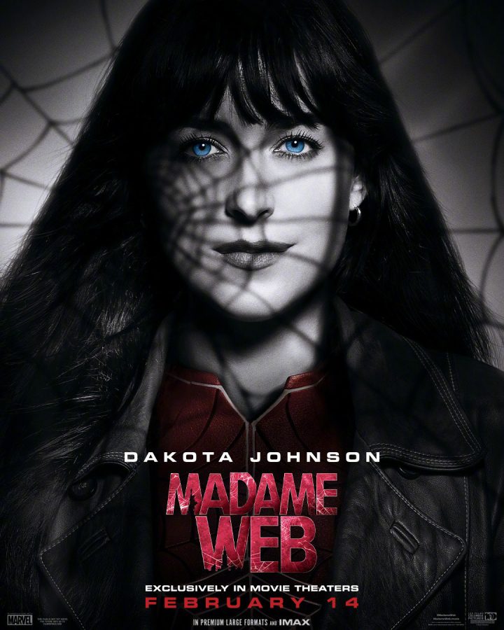 角色海报发布！电影《蜘蛛夫人》散发出独特的黑白色调，充满质感。
