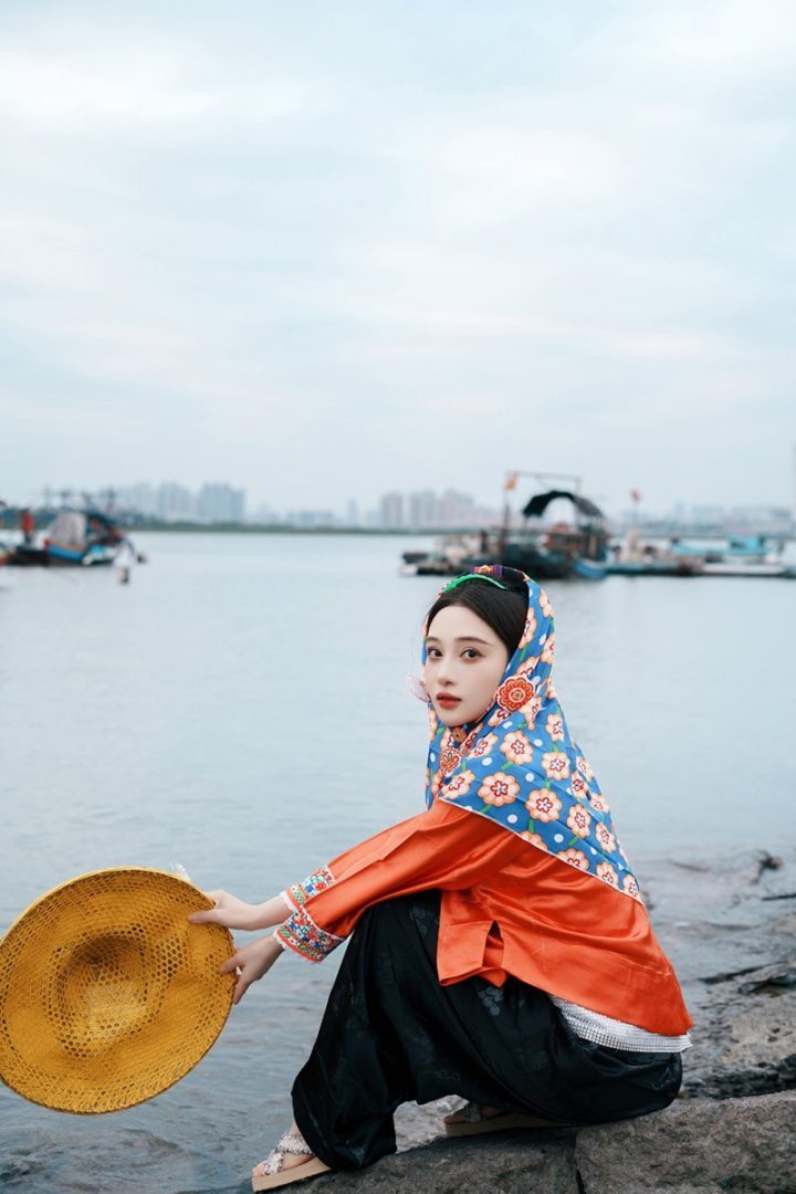 《浪花朵朵》杀青，孙嘉璐演绎惠女风采触动人心-1