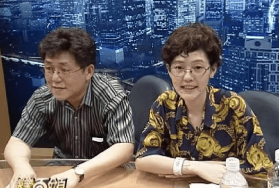 《娱乐百分百》缅怀键盘老师：小S悼念恩师-1