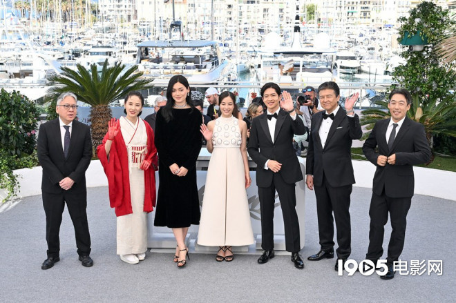 《远山淡影》：戛纳的隐秘瑰宝 广濑铃亮相见面会-1