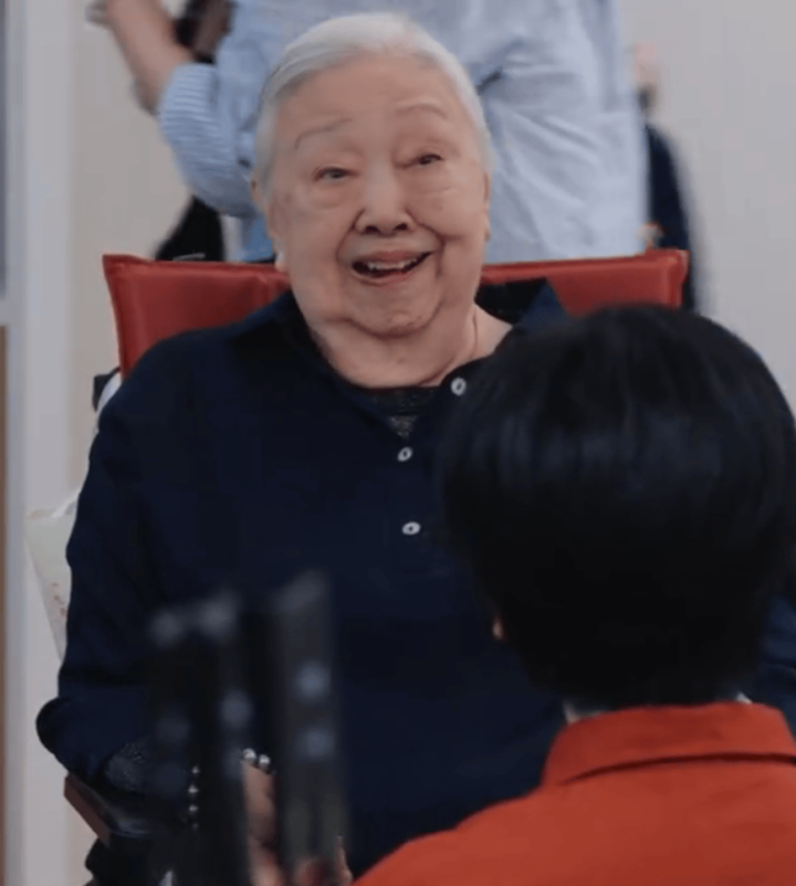 92岁游本昌澄清养老院生活,驳斥“子女不孝”传言-2 92岁游本昌澄清养老院生活,驳斥“子女不孝”传言-2