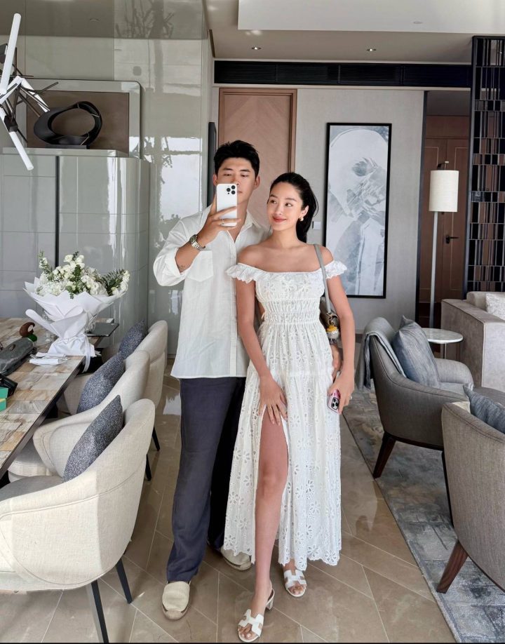 杨采钰老公晒照庆生:夫妻甜蜜瞬间-1 杨采钰老公晒照庆生:夫妻甜蜜瞬间-1