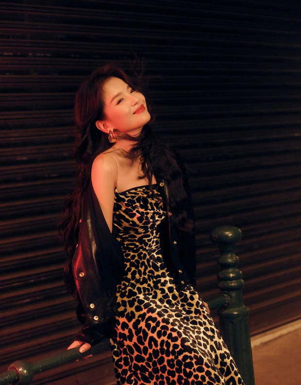 刘涛大湾区晚会豹纹抹胸裙造型,性感迷人超吸睛-1 刘涛大湾区晚会豹纹抹胸裙造型,性感迷人超吸睛-1